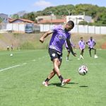 Atacante do América volta a ser relacionado e vira opção contra o Volta Redonda