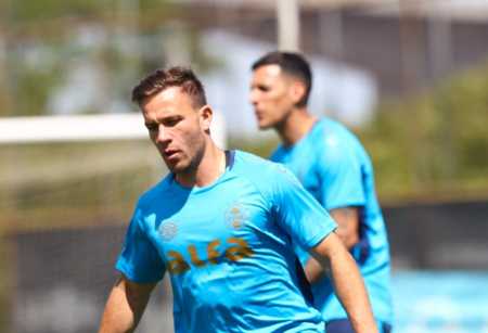 Arthur é a principal novidade do Grêmio para enfrentar o Vitória