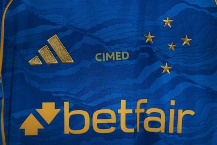 Detalhes da terceira camisa do Cruzeiro de 2025