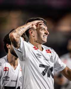 Álvaro Barreal, meia-atacante do Santos