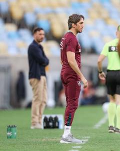 Zubeldía estreou como técnico do Fluminense e com vitória