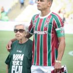 Fluminense vai avaliar situação de Thiago Silva após substituição no clássico