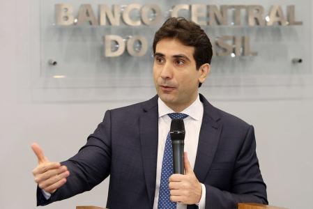 Galípolo disse que é claro o objetivo do BC com juros em 15% ao ano
