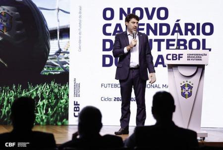 Júlio Avelar