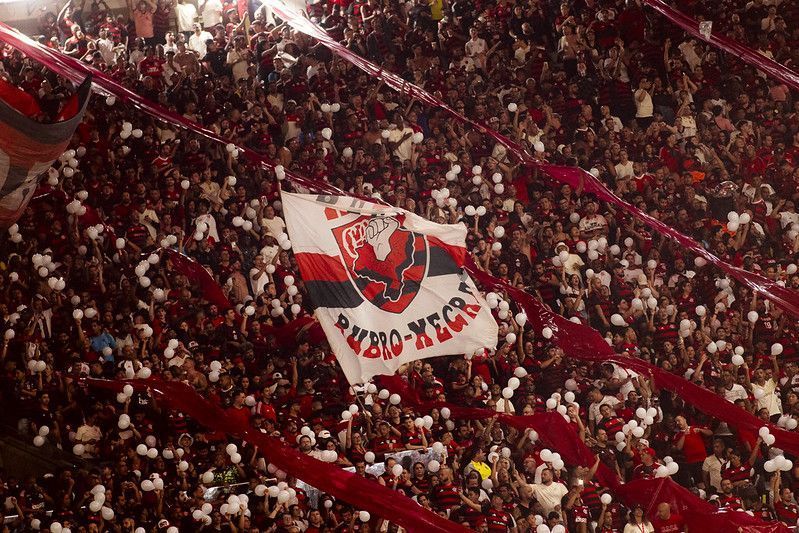 Flamengo x Cruzeiro bate recorde de público da história do 'novo Maracanã'