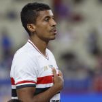 Em reta final de contrato no São Paulo, Luiz Gustavo tem futuro incerto