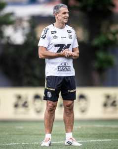 Juan Pablo Vojvoda, técnico do Santos FC