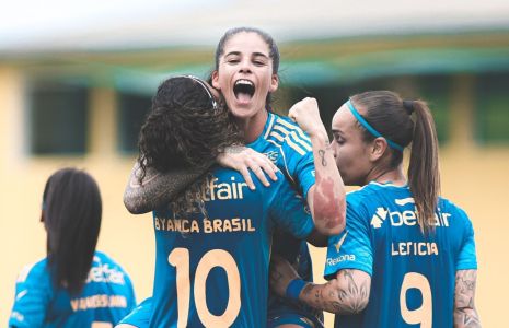 As Cabulosas derrotaram as Vingadoras no clássico da 3ª rodada do Mineiro
