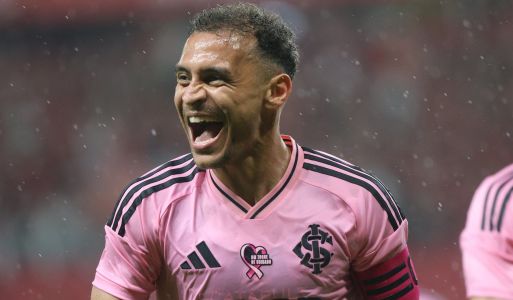 Alan Patrick abriu o placar para o Inter na vitória sobre o Botafogo