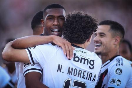 Rayan, Nuno Moreira e Coutinho são destaques do Vasco no Brasileiro
