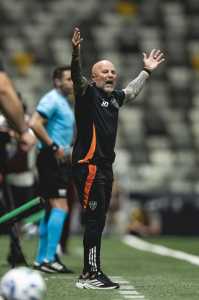Técnico Jorge Sampaoli em jogo do Atlético