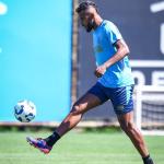 Fora dos planos do Grêmio, Alex Santana tem futuro incerto no Corinthians