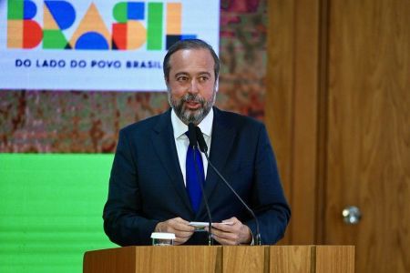 Silveira afirmou que governo tem segurança para não acionar o horário de verão