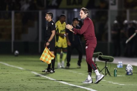 Zubeldía perdeu o primeiro em quatro jogos no comando do Fluminense
