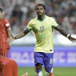 Rodrygo se destaca em volta à Seleção Brasileira e acirra disputa no ataque
