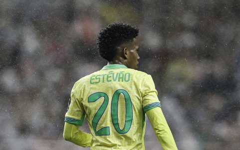 Estêvão é titular da Seleção Brasileira de Carlo Ancelotti