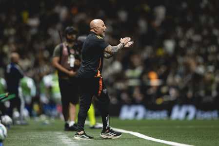 Jorge Sampaoli em jogo do Atlético contra o Cruzeiro