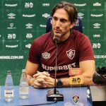 Luís Zubeldía destaca entrega, mas dispara contra atuação do Fluminense