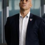 Diretor do São Paulo descarta pedido de demissão de Crespo após goleada