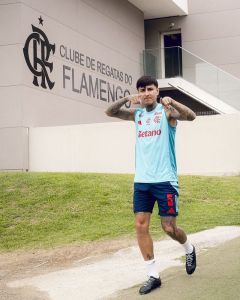 Erick Pulgar deve ser mantido entre os titulares do Flamengo