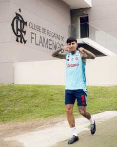 Erick Pulgar deve ser mantido entre os titulares do Flamengo