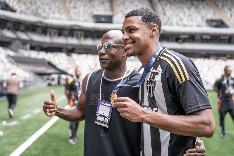 Herói de título na Arena MRV une gerações do futebol e quer ser o novo 9 do Atlético