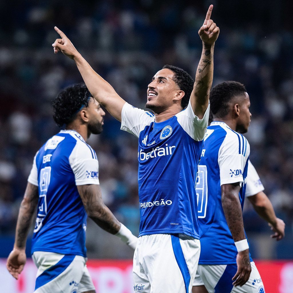 Cruzeiro encerra pior sequência no Brasileirão com vitória sobre o Fortaleza