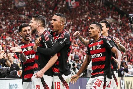 Torcida do Flamengo no Maracanã: Rubro-Negro está na liderança do Campeonato Brasileiro