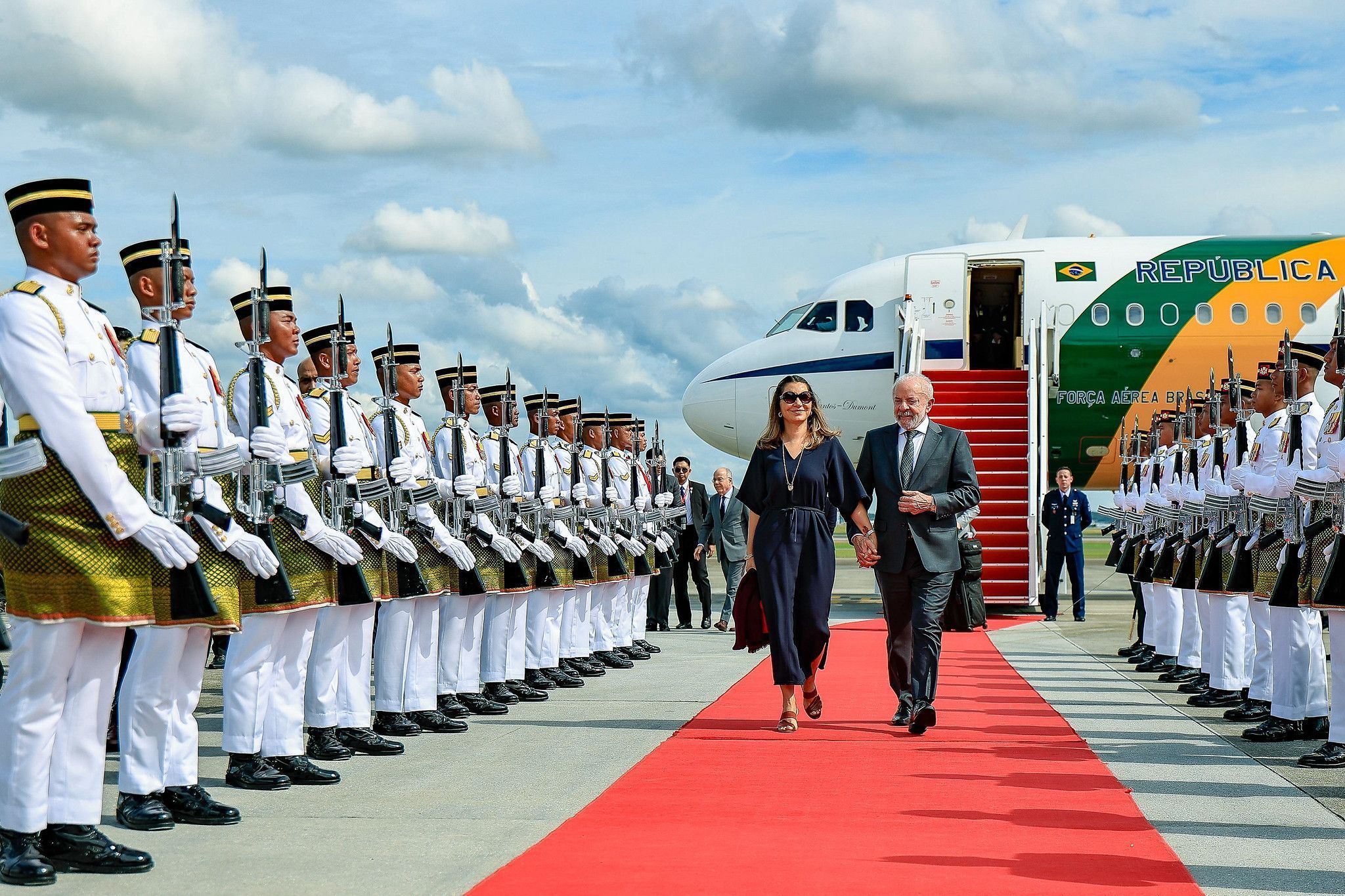 Lula desembarca na Malásia e abre caminho para possível encontro com Trump
