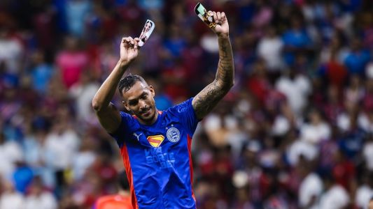 David Duarte comemora gol do Bahia sobre o Grêmio em jogo do Campeonato Brasileiro