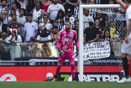 Everson, goleiro do Atlético, na partida contra o Ceará, neste sábado (25)