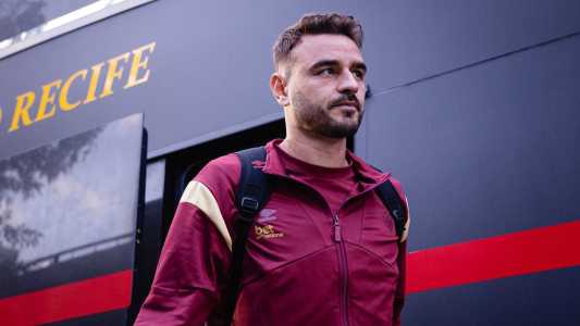 Goleiro Gabriel, rebaixado com o Sport para a Série B do Campeonato Brasileiro