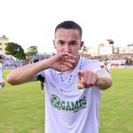 Felipe Amaral celebra fase artilheira no América e projeta reta final da Série B