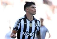 Botafogo se aproxima da liberação de Correa, que deve voltar à Argentina