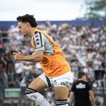 Destaque do Vasco perde a chance de igualar marca de Léo Jardim no Brasileiro