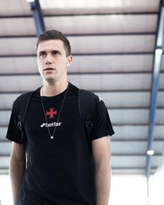 Lucas Piton é titular do Vasco, desde sua chegada no início do ano
