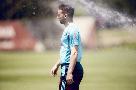 Léo Ortiz no Ninho do Urubu: zagueiro não entra em campo desde outubro
