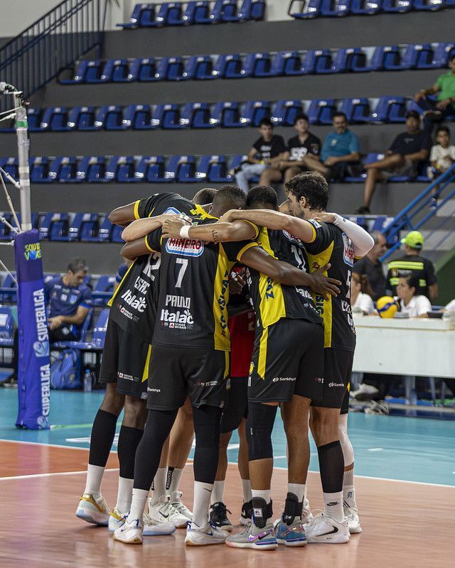 Horário e onde assistir ao vivo Guarulhos x Praia Clube, pela Superliga Masculina
