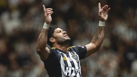 Hulk em partida pelo Atlético