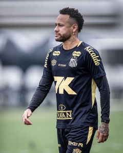 Neymar inicia transição física e se aproxima de retorno aos gramados