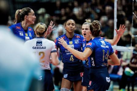 Minas confirma lesão de Amanda Marques
