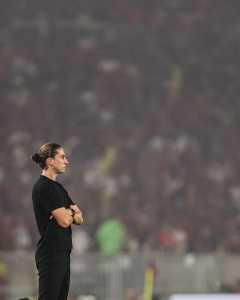 Filipe Luís durante entrevista coletiva do Flamengo