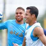 Marlon reencontra Cruzeiro com status de titular absoluto e peça-chave no Grêmio