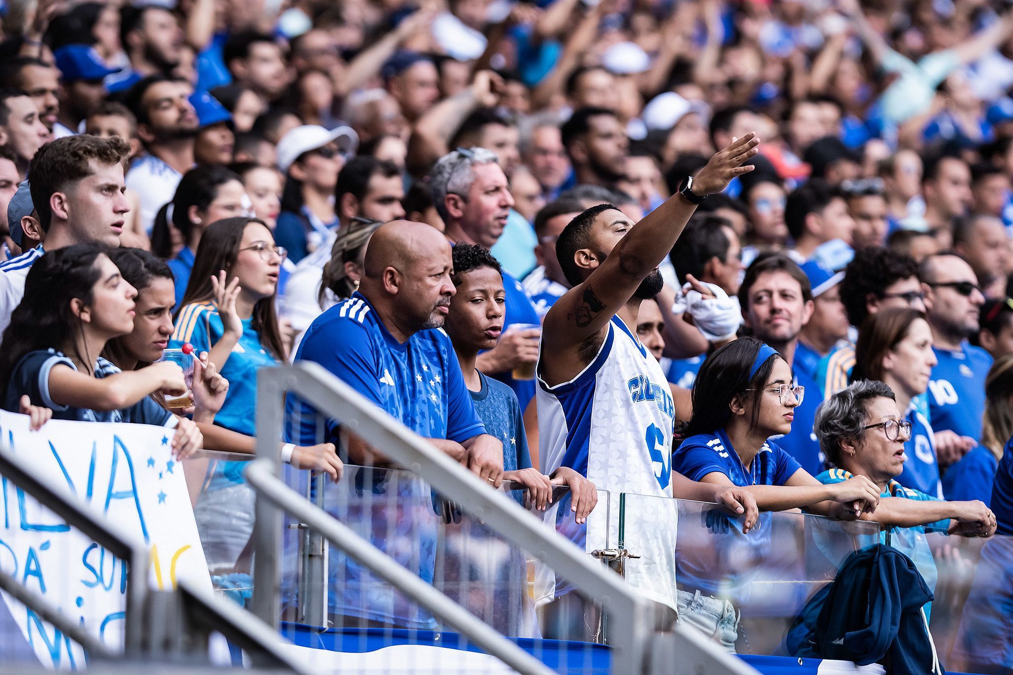 Cruzeiro atualiza parcial de venda de ingressos para jogo contra Fluminense