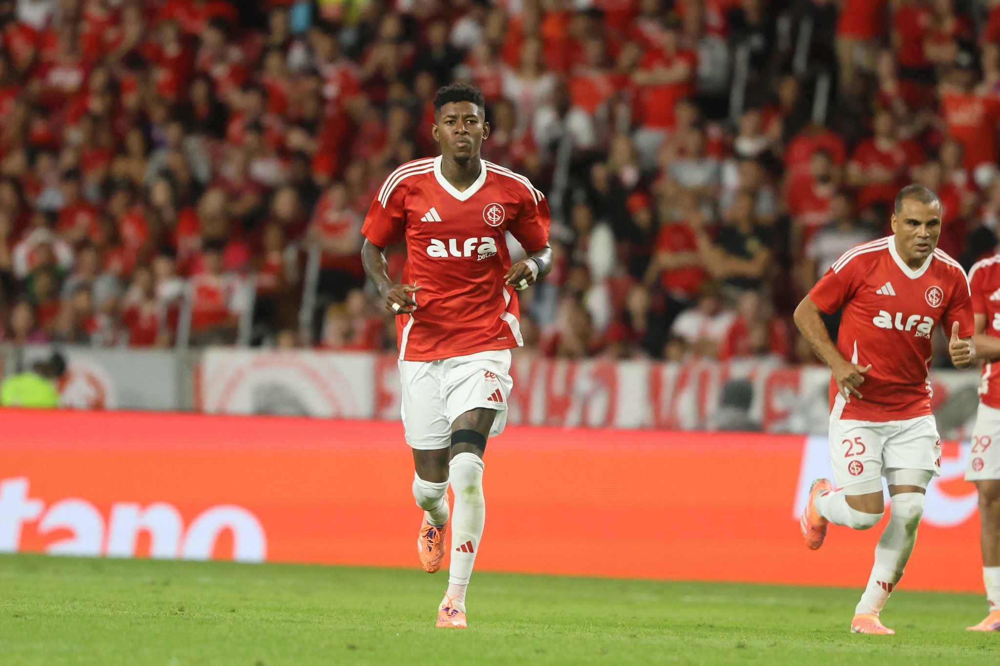 Inter completa um mês sem sofrer gols no Beira-Rio, mas 'peca' no setor ofensivo
