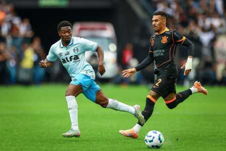 Corinthians superou o Grêmio por 2 a 0 na Neo Química Arena, em São Paulo