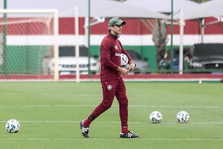 Zubeldía venceu todos os jogos como mandante no comando do Fluminense