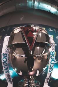 Detalhes da taça do Campeonato Mineiro