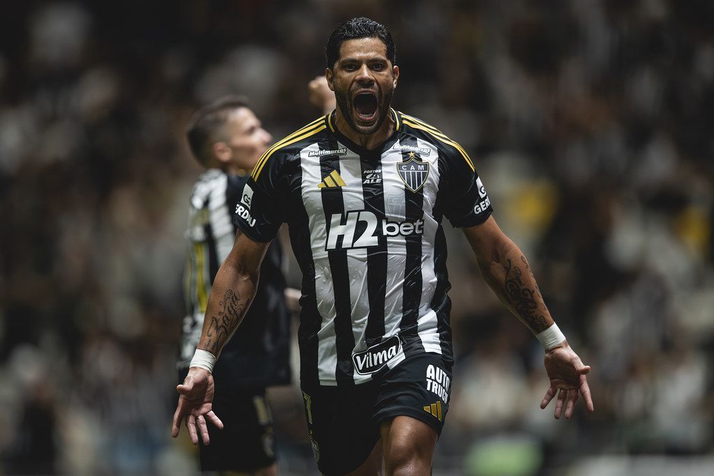 Hulk 500 gols: relembre o primeiro gol do atacante na carreira