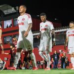 Após derrota para o Vitória, ídolo desabafa e dispara: 'O Inter, hoje, não é nada'